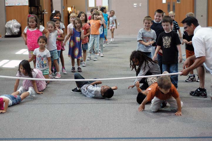 warm-up-limbo-coach-for-a-day (1)